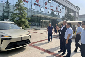Baiterek Holding CEO visits motor plant in Baoding